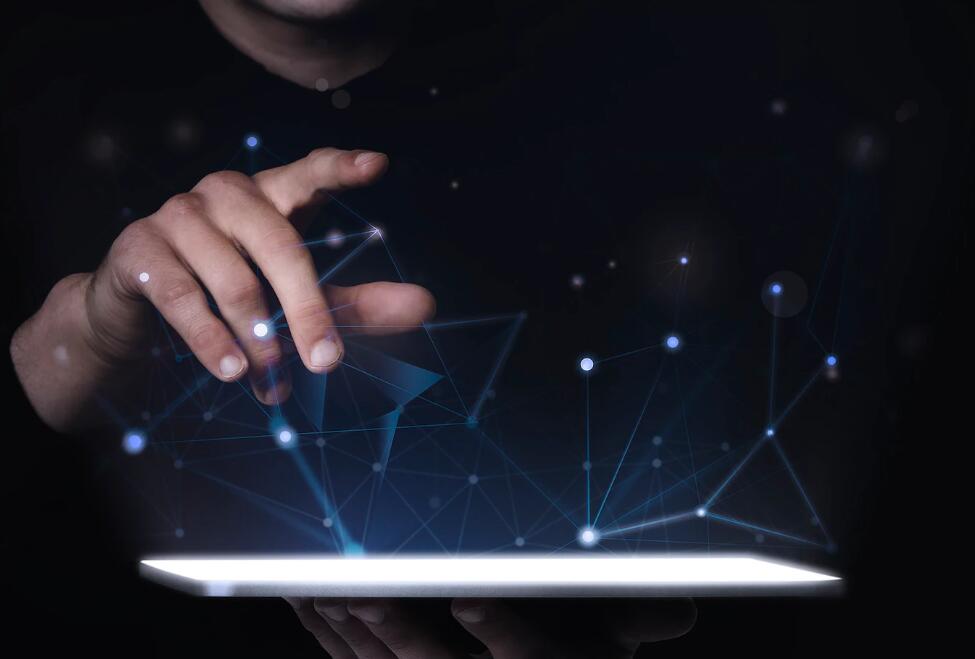 钢铁侠的主题曲原唱 钢铁侠3音乐